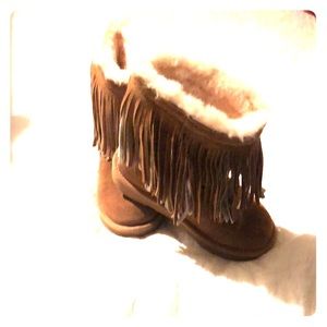 Girls Ugg boots